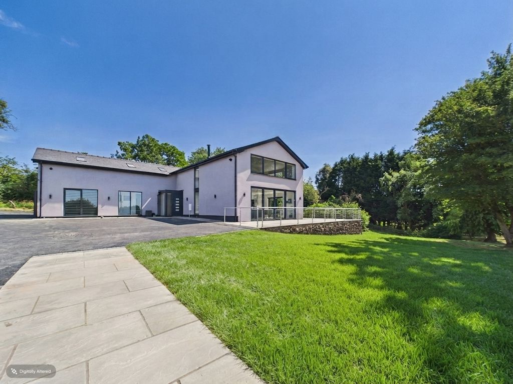 Property photo 1 of 29