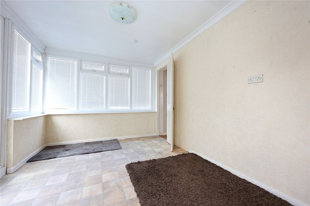 Property photo 3 of 19 Picture No. 13