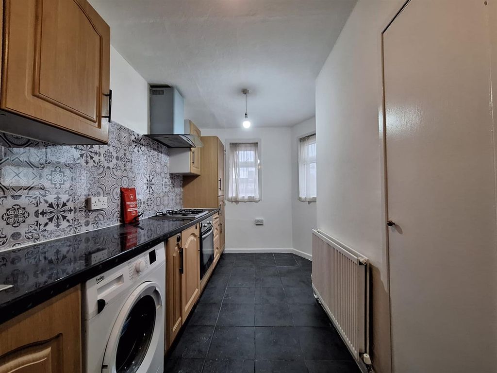 Property photo 3 of 12 Whatsapp Image 2026-04-20 At 13.33.49 (2).Jpeg