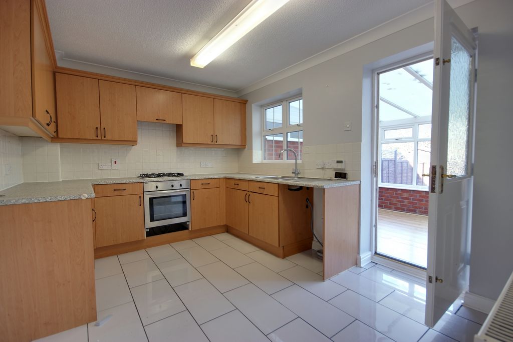 Property photo 3 of 18 1 Kit A
