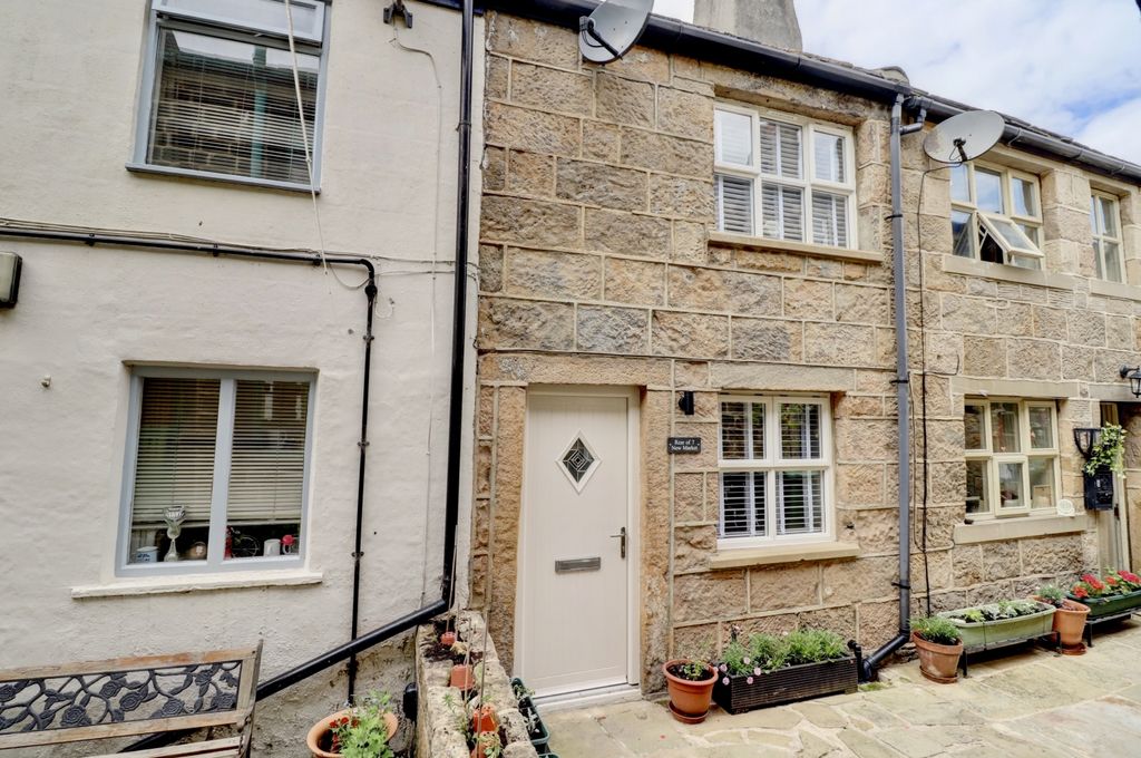 Property photo 1 of 10 Front View Of The Cottage