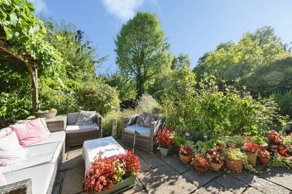 Property photo 3 of 31 Pbox-Img.Jpg