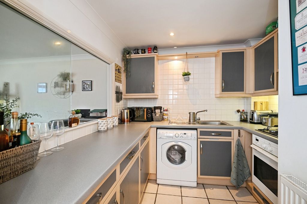 Property photo 2 of 16 Pbox-Img.Jpg