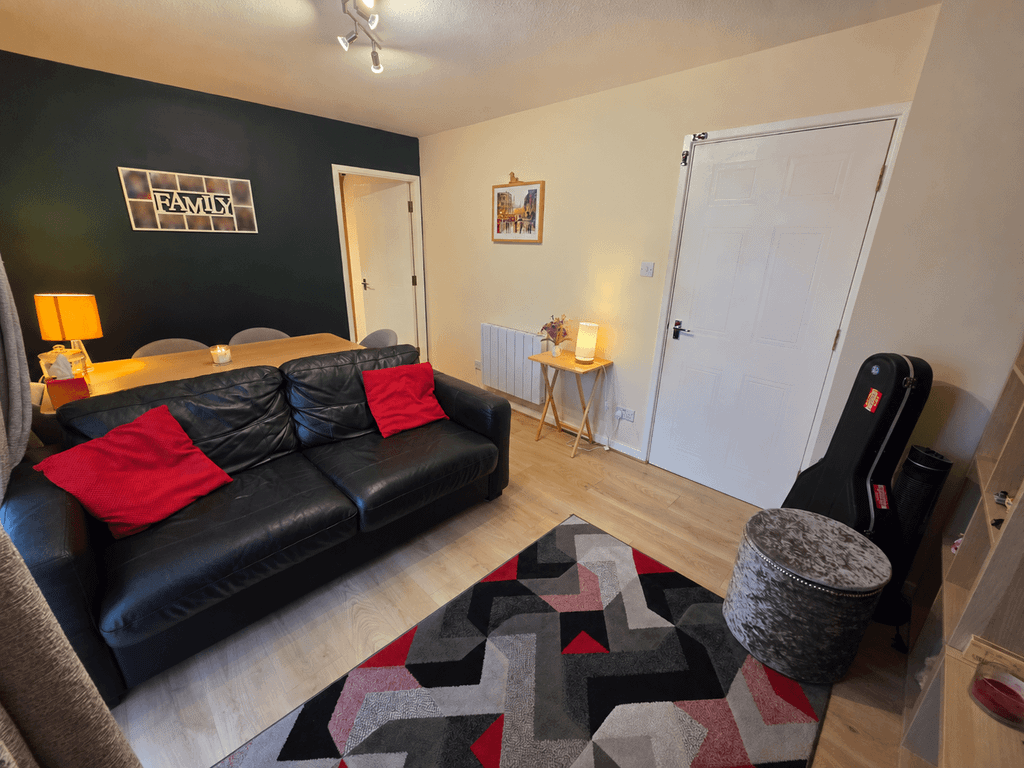 Property photo 2 of 12 Gallery