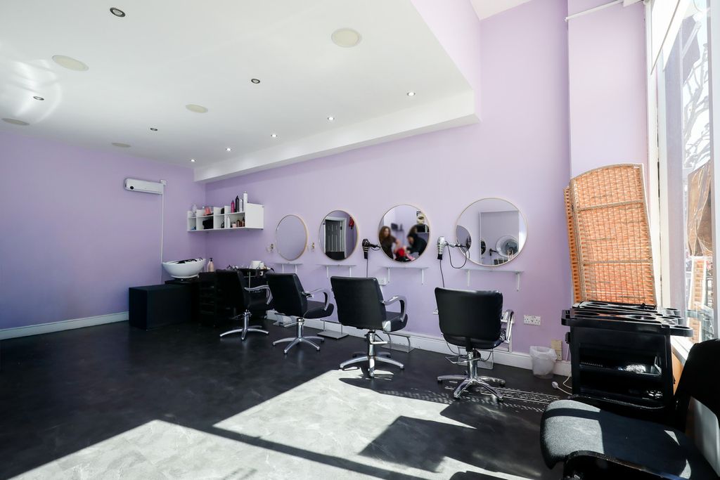 Property photo 2 of 3