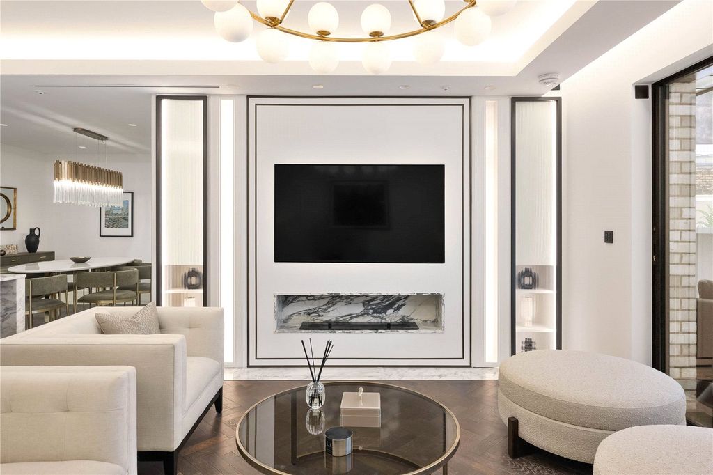 Property photo 2 of 11 Picture No. 27