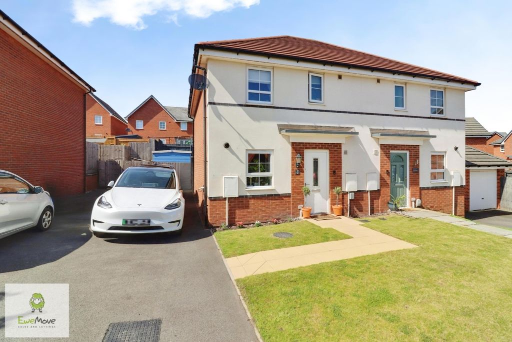 Property photo 1 of 18 User_Edited_Photo-Dfb33B45_User-Edited-Fa287830-49