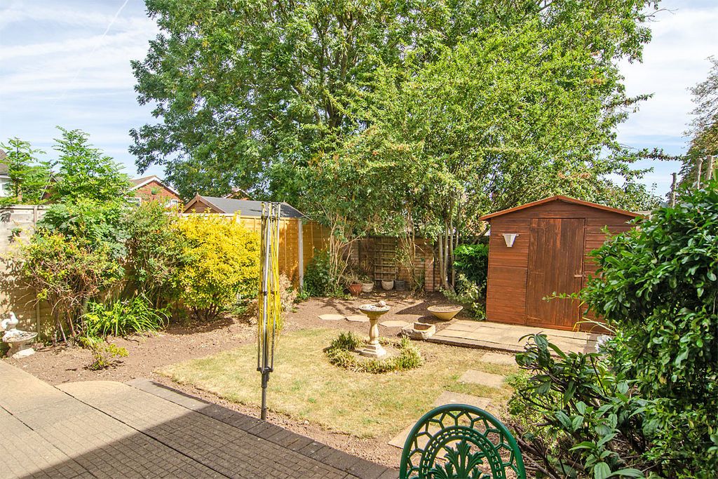 Property photo 2 of 17 Photo 15