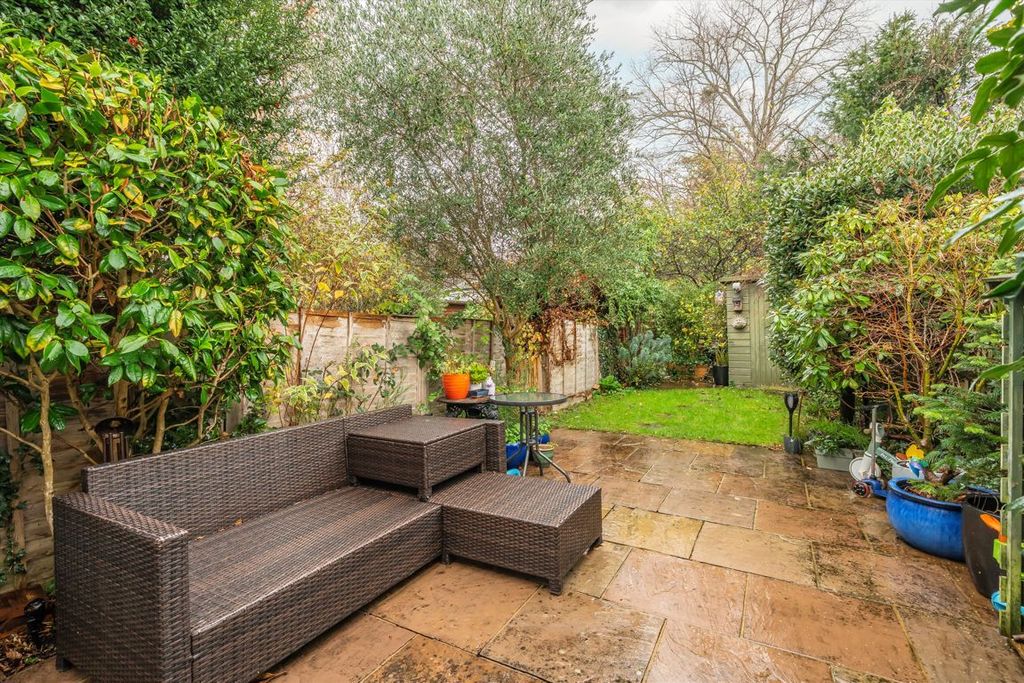 Property photo 2 of 6