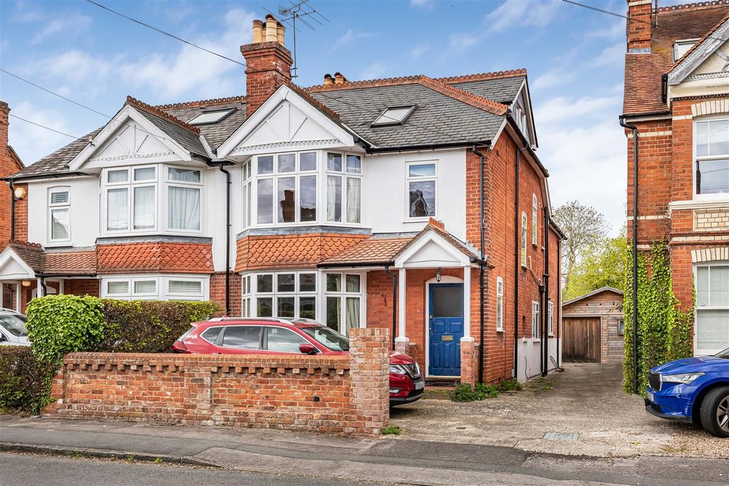Property photo 1 of 24
