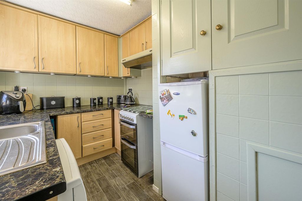 Property photo 3 of 26