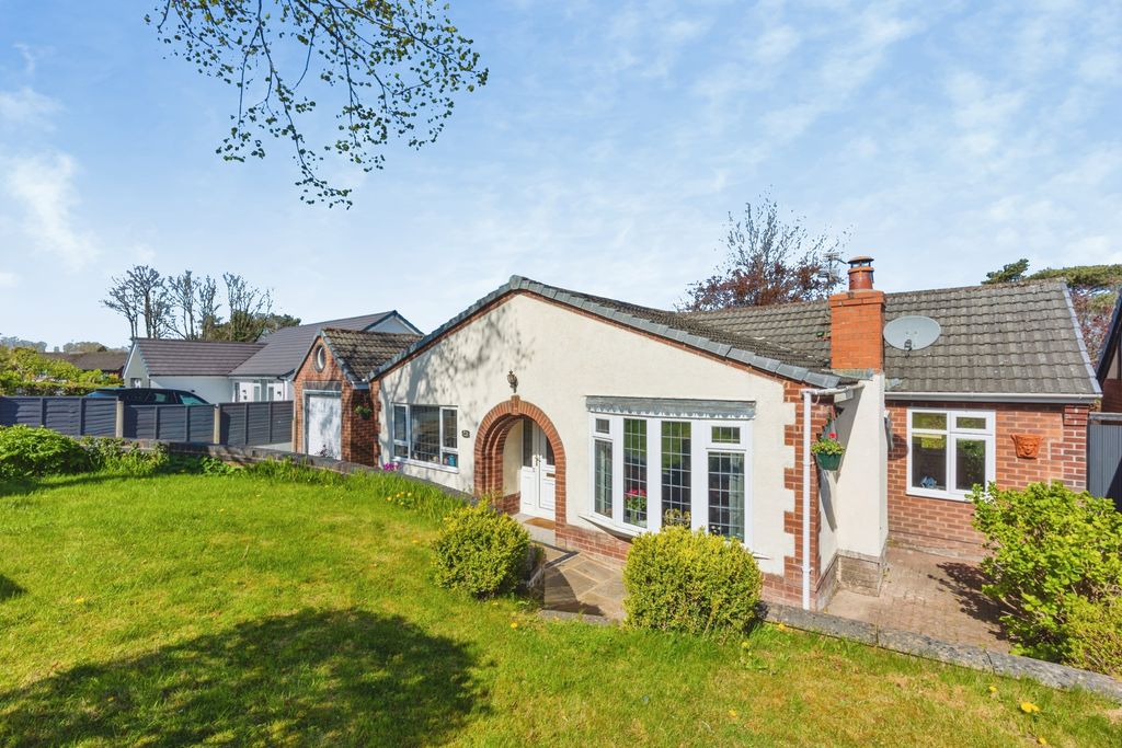 Property photo 3 of 15