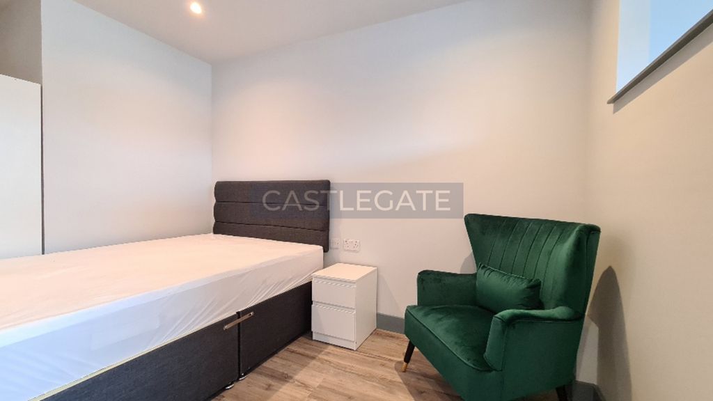 Property photo 1 of 10 Renaissance Works, Room 115, New Street, Huddersfield, West Yorkshire, HD1 2Ud