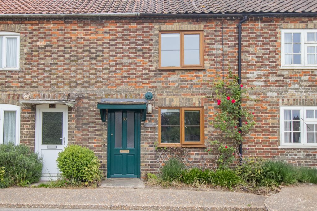 Property photo 1 of 17 1742462
