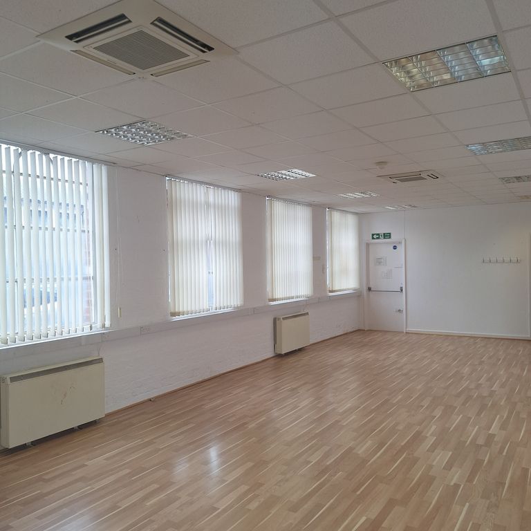 Property photo 2 of 6