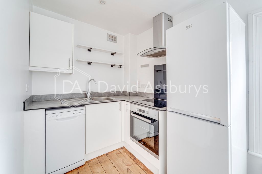 Property photo 3 of 14 Ndb06060_Enfused