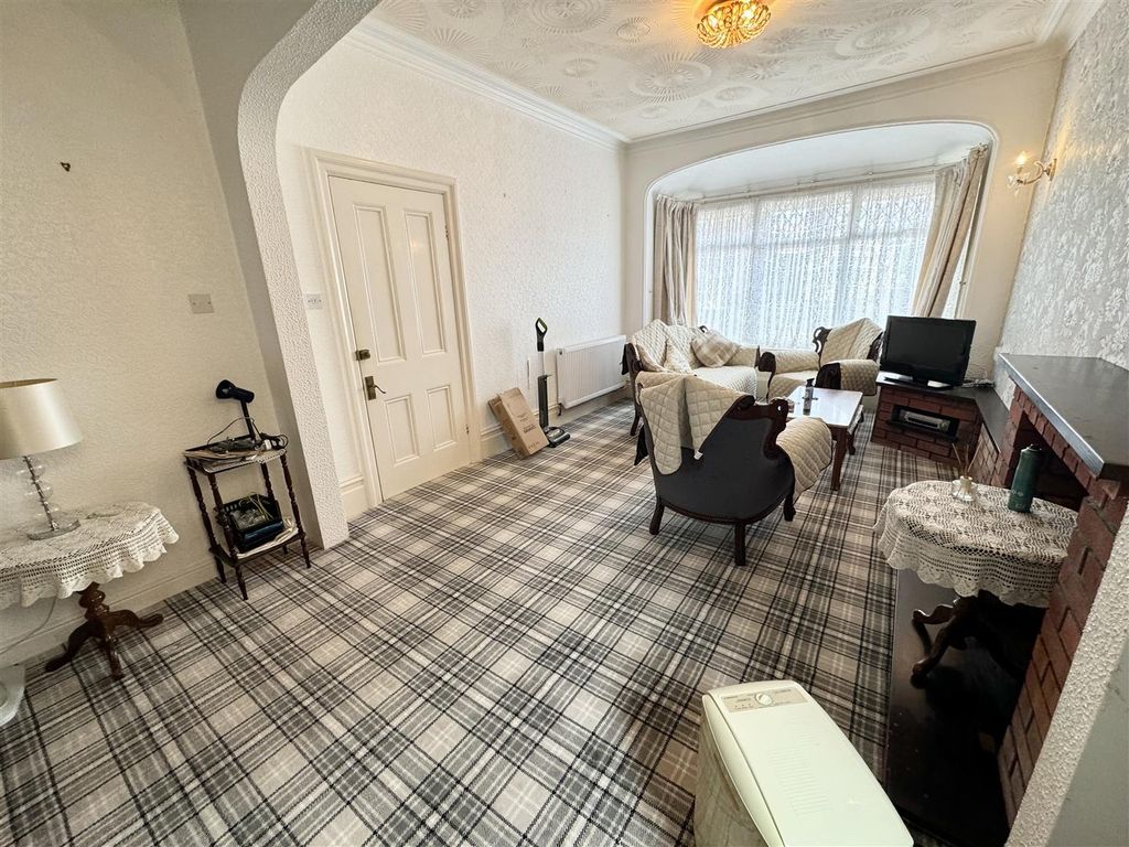 Property photo 3 of 18 Img_8343.Jpg