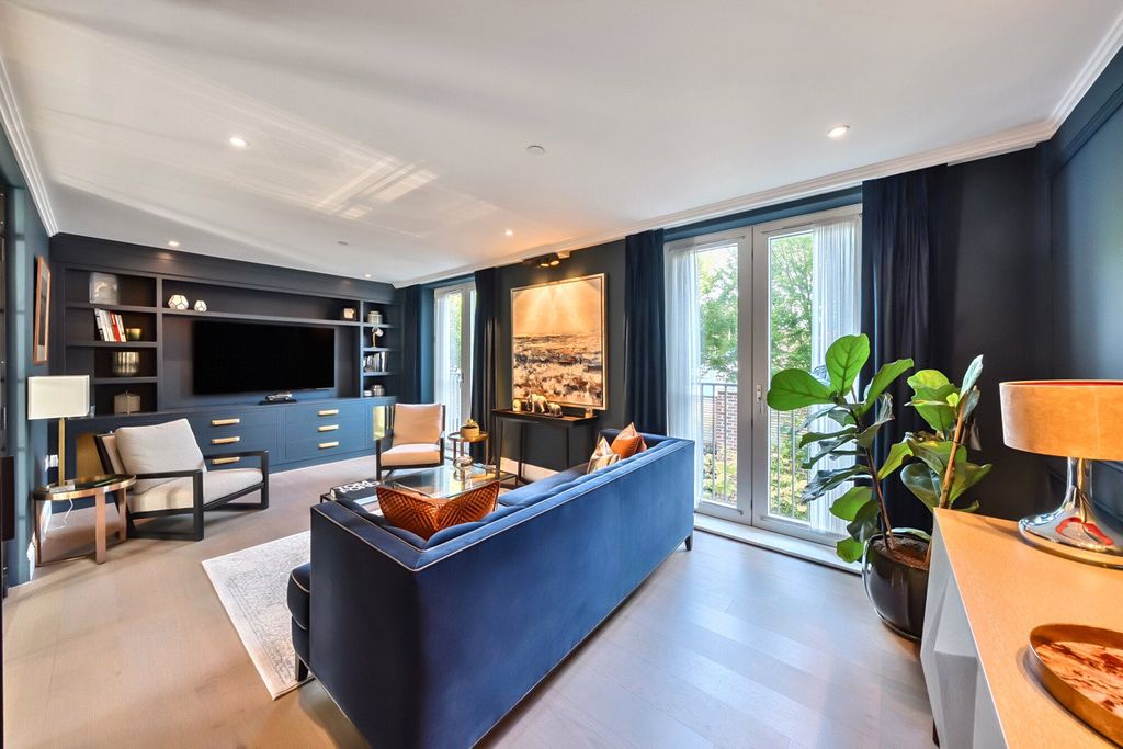 Property photo 2 of 41 Reception