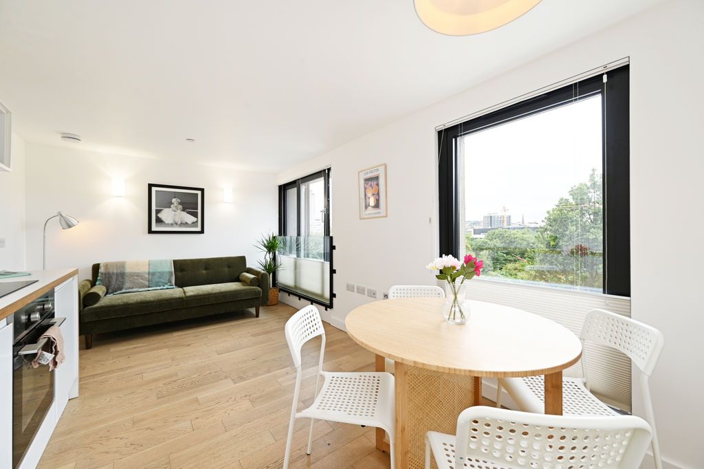 Property photo 3 of 28 Open Plan Living Space