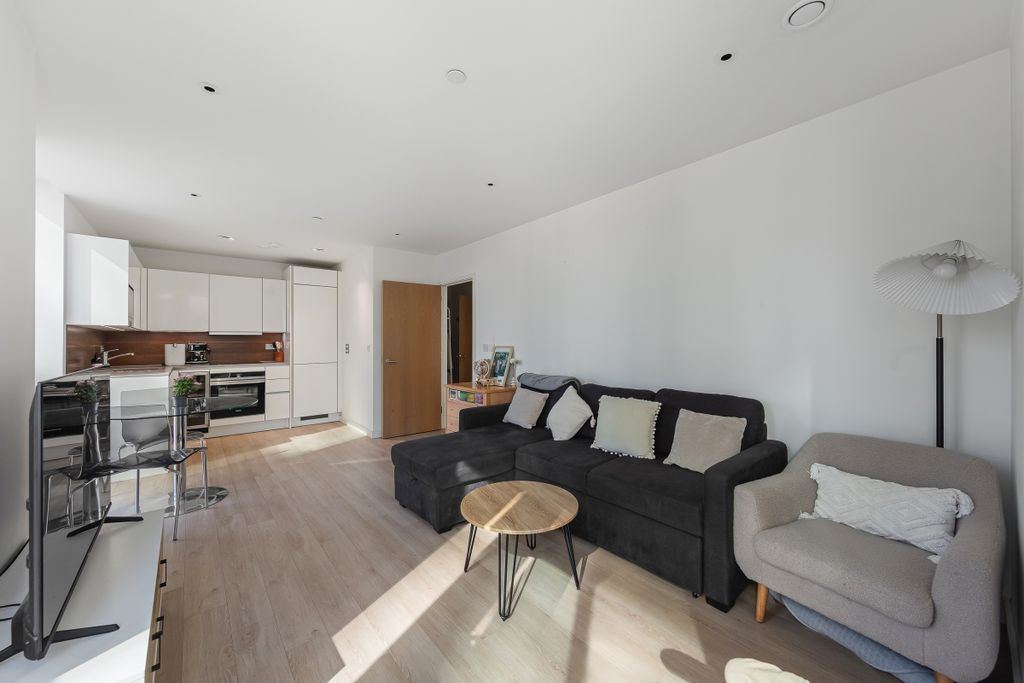 Property photo 1 of 16 094A7417