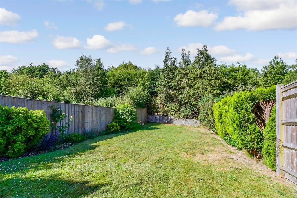 Property photo 2 of 14 Rear Garden