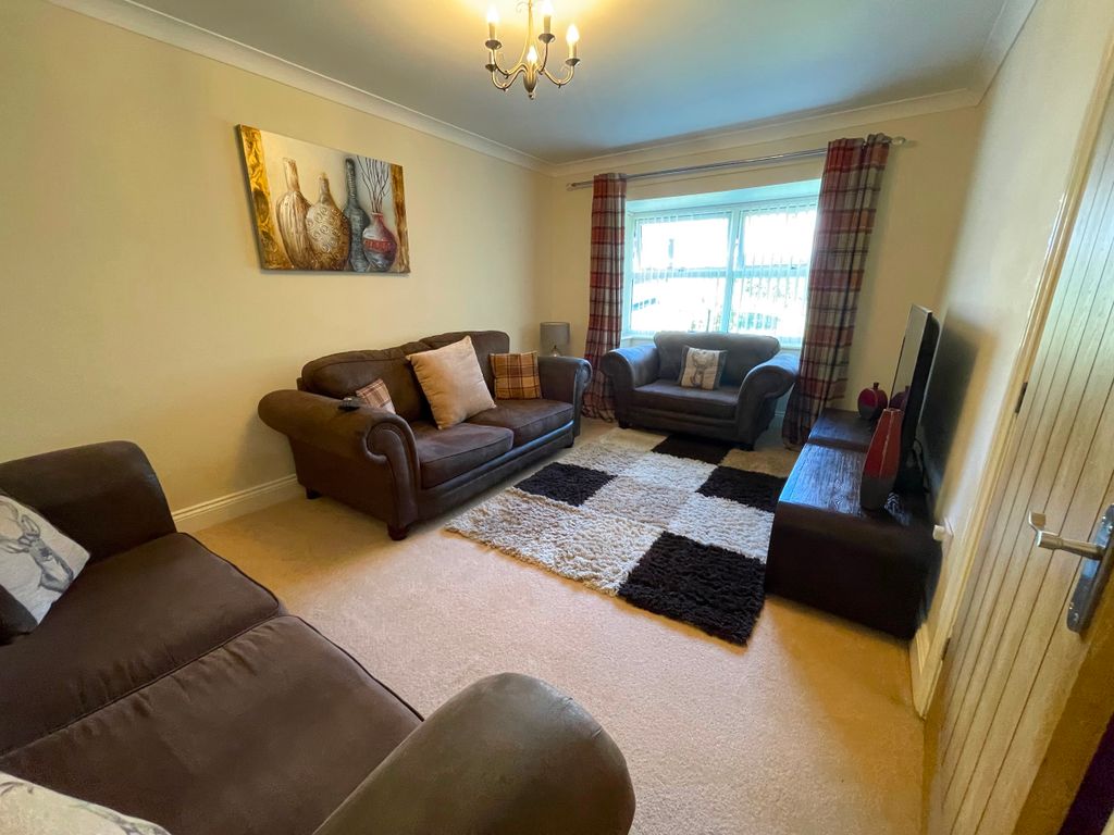 Property photo 3 of 26