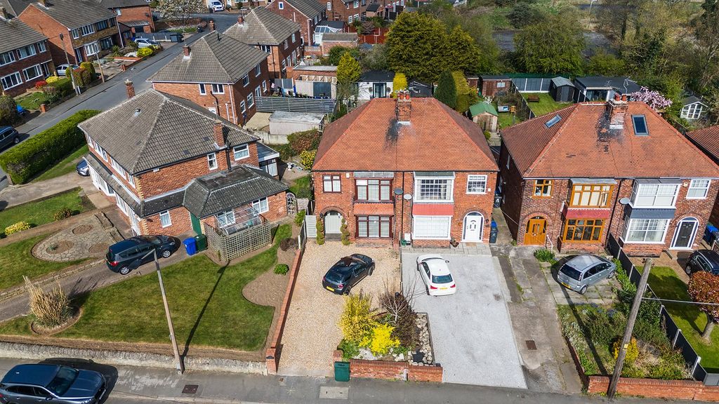 Property photo 1 of 20 82 Cusworth Lane, Doncasrer  27_297