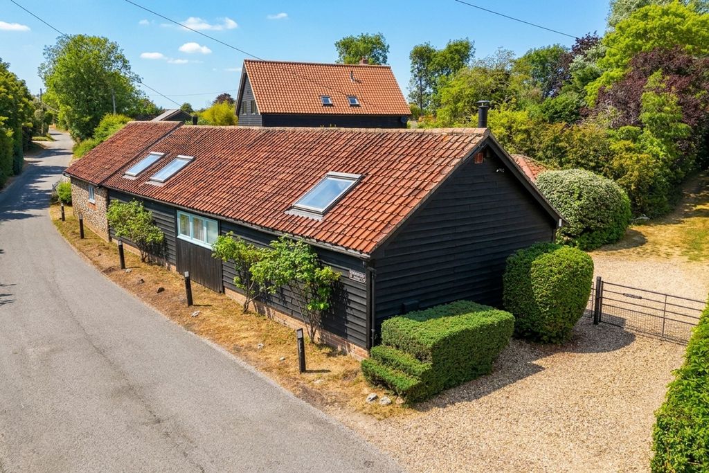 Property photo 1 of 42