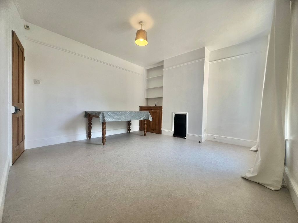 Property photo 3 of 13 Picture No. 17