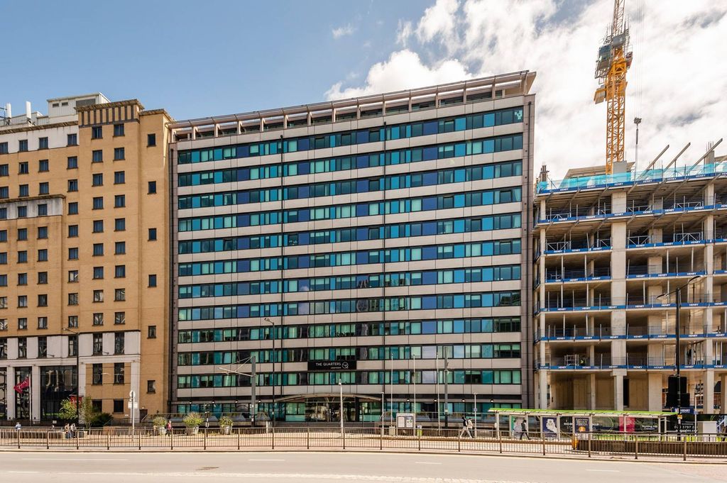 Property photo 2 of 9