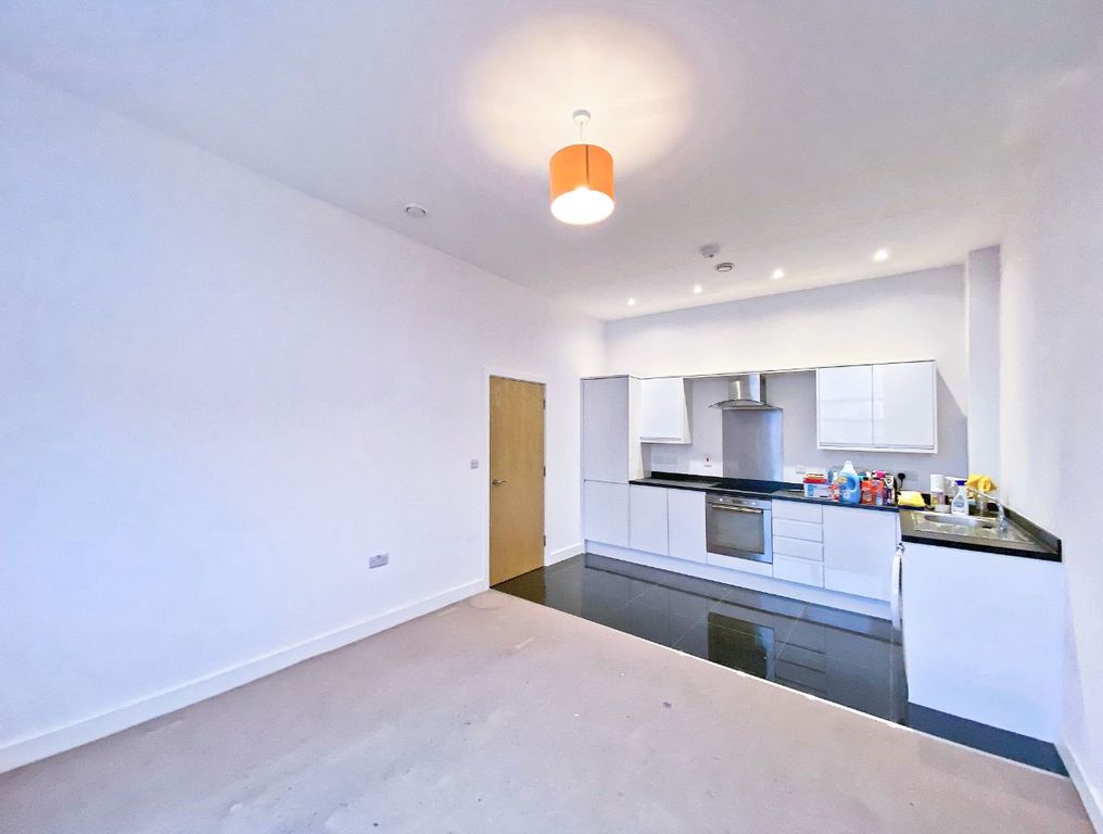 Property photo 2 of 9 2