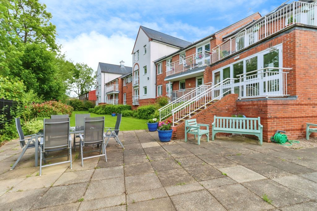 Property photo 1 of 10 Rear Of Development