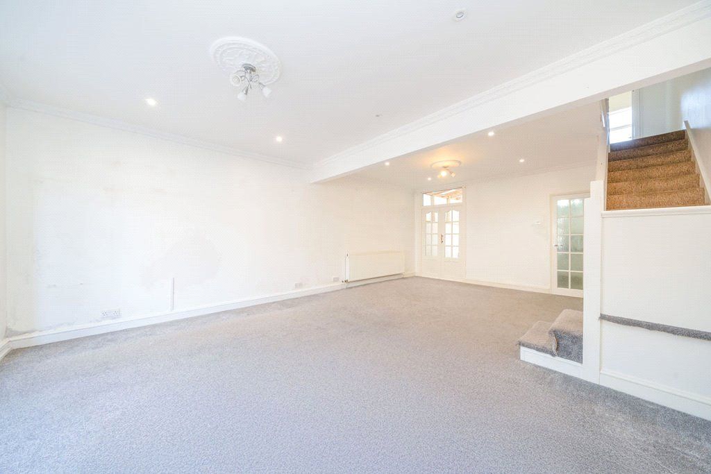 Property photo 2 of 12 Picture No. 02