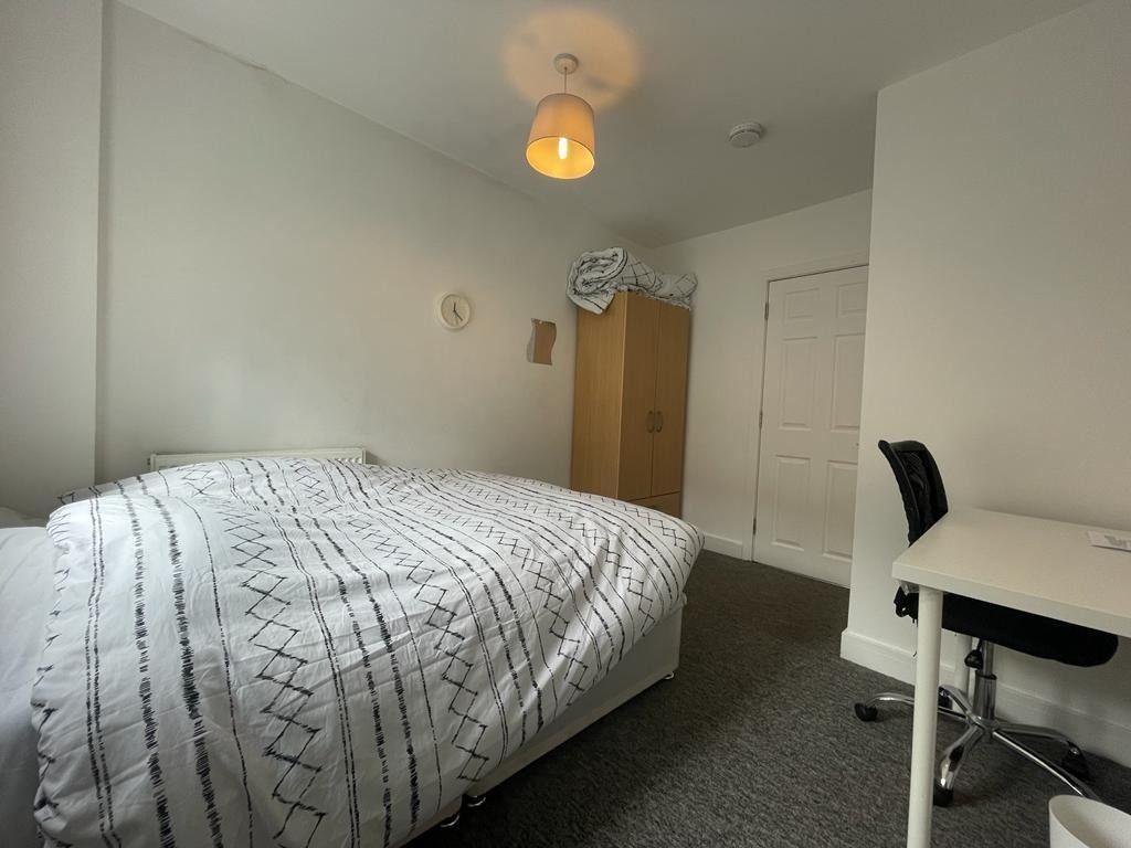 Property photo 3 of 15 4623542