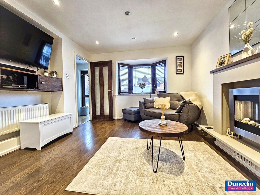 Property photo 3 of 25 Picture No. 10