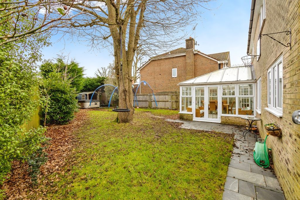 Property photo 2 of 17