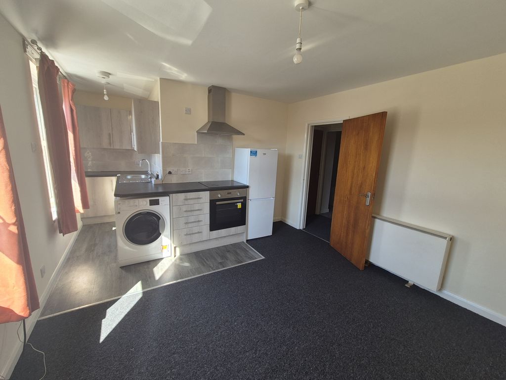 Property photo 2 of 4 20250318_124201