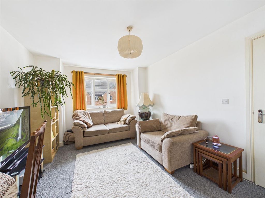 Property photo 3 of 24 Cam03844G0-Pr0408-Still019.Jpg