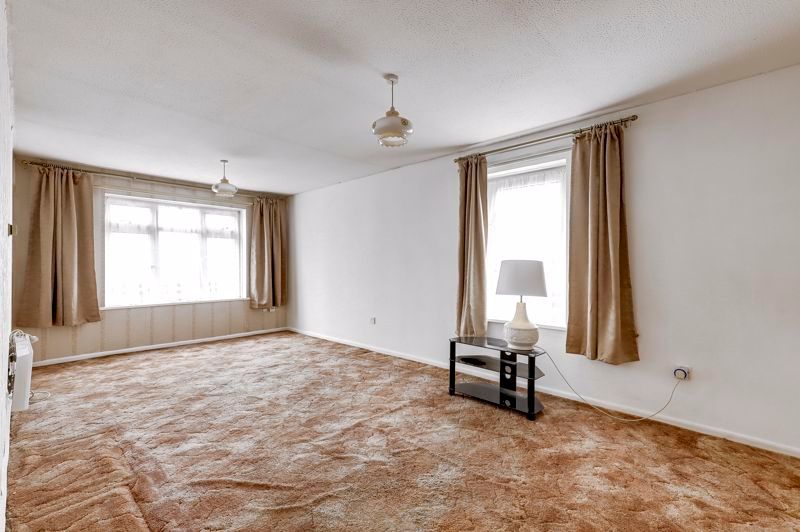 Property photo 3 of 12 Photo 7