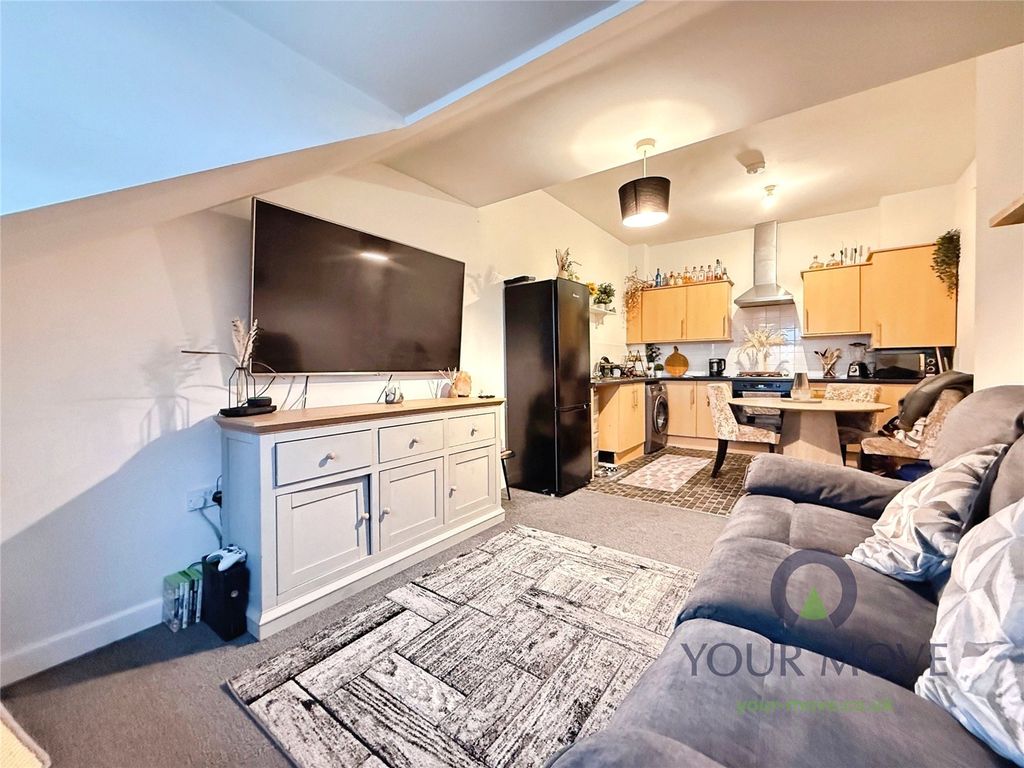 Property photo 3 of 12 Picture No. 10