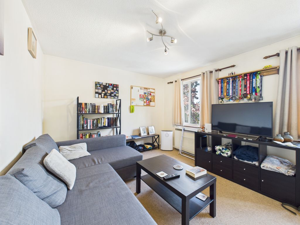 Property photo 3 of 9