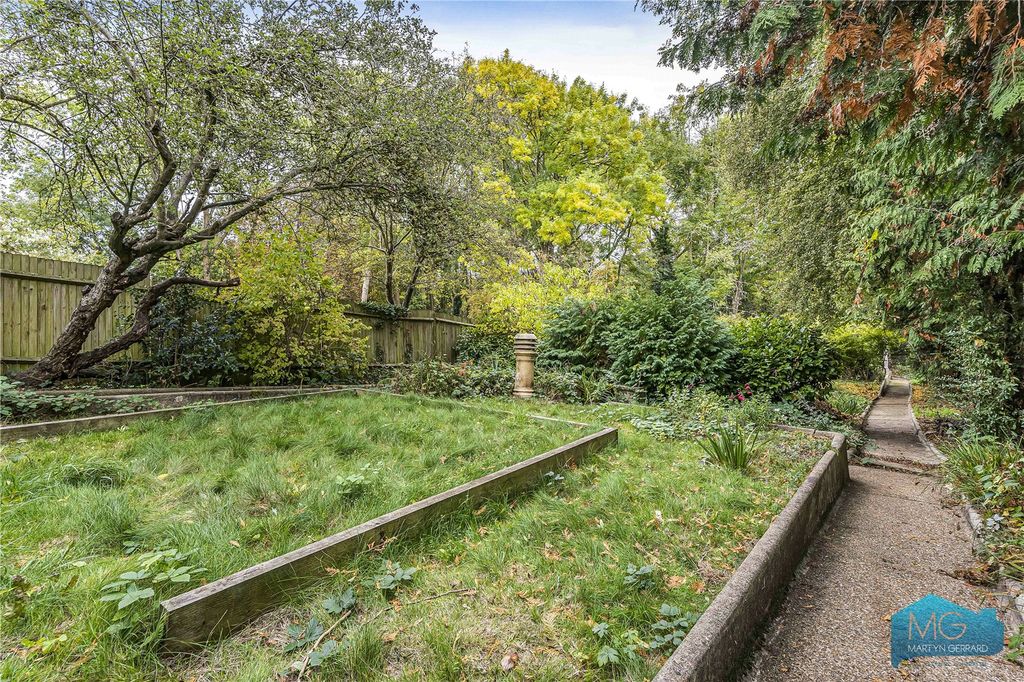 Property photo 3 of 27 Picture No. 40