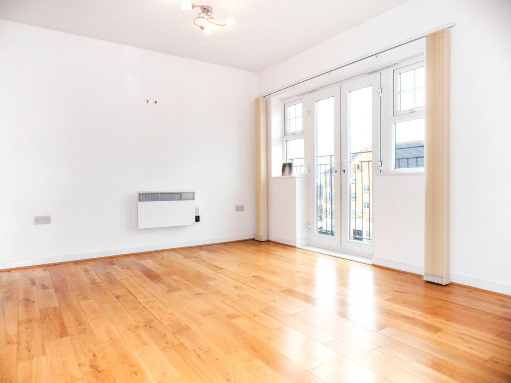 Property photo 2 of 11 Gallery