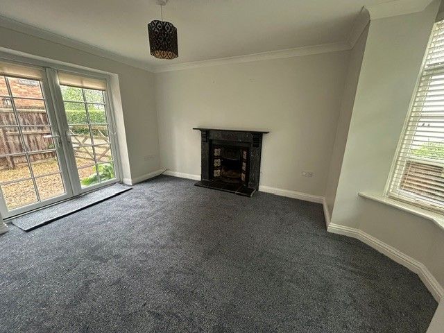 Property photo 2 of 9 Living Room