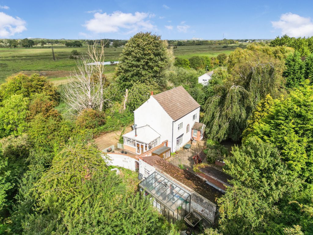 Property photo 1 of 17 Birds Eye