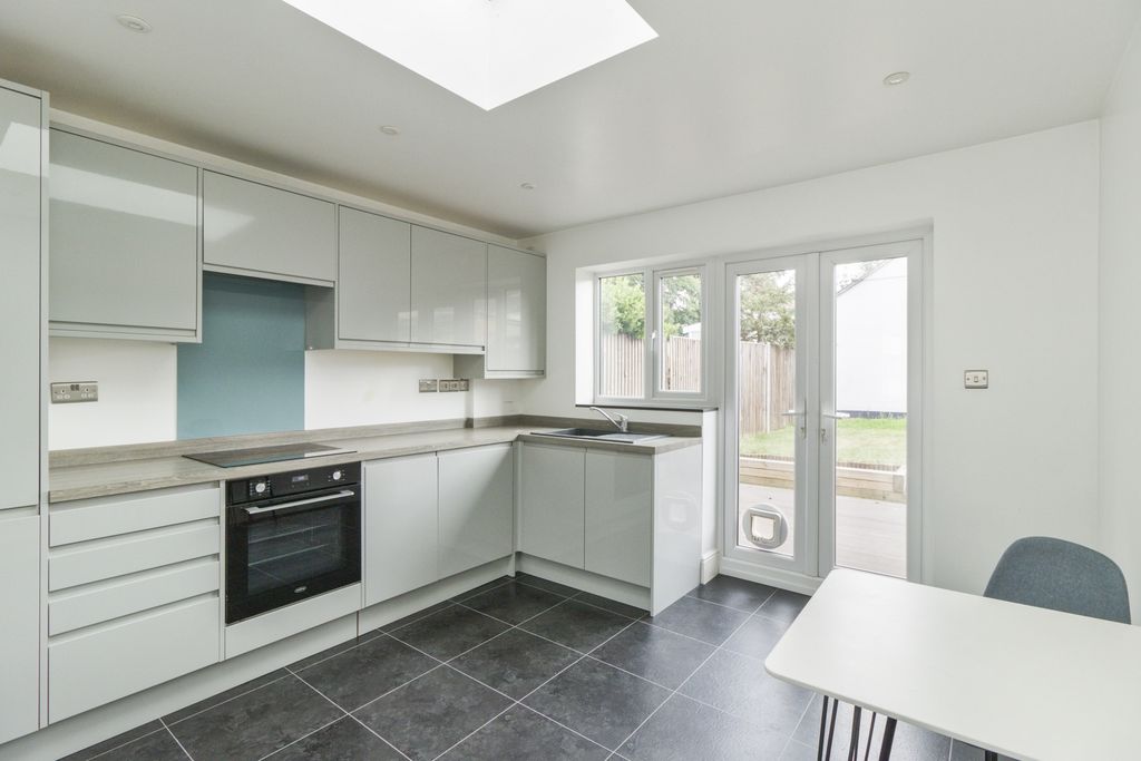 Property photo 3 of 9 Img_6251