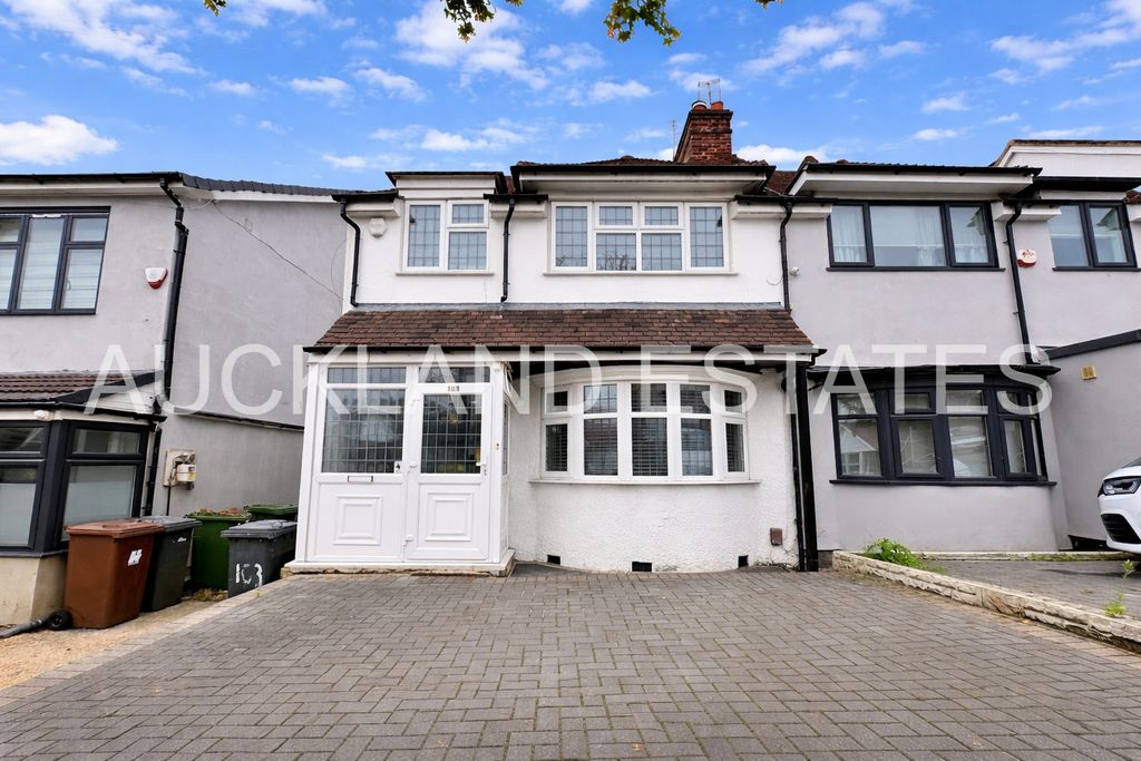 Property photo 1 of 22 Image00001 (10)-1760174108853