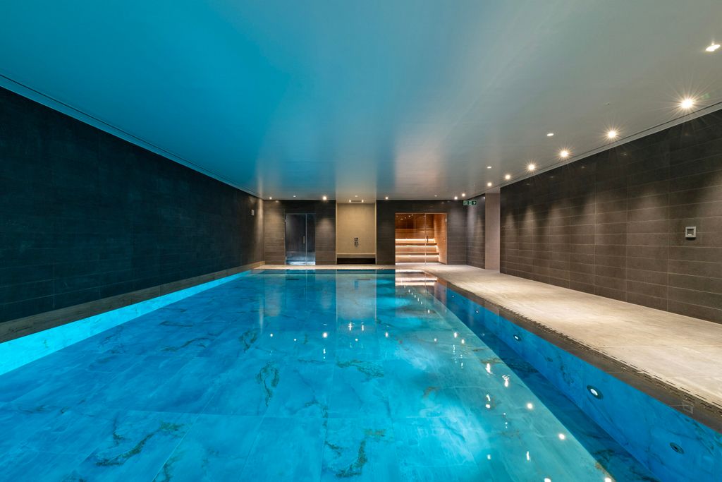 Property photo 2 of 10