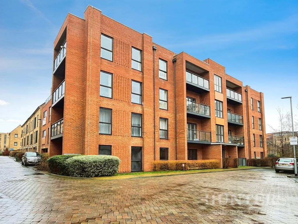 Property photo 1 of 9