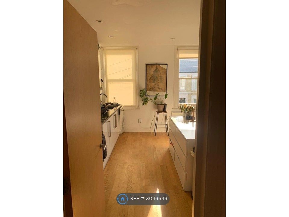 Property photo 3 of 13 Entrance To Kitchen